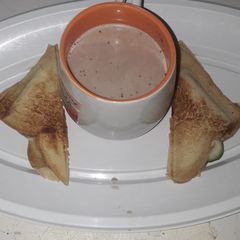 A picture of Toast bread and Tea.