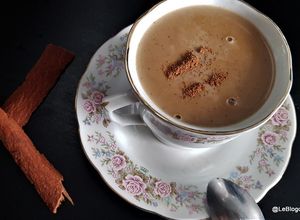 Une photo de Atole café et cannelle