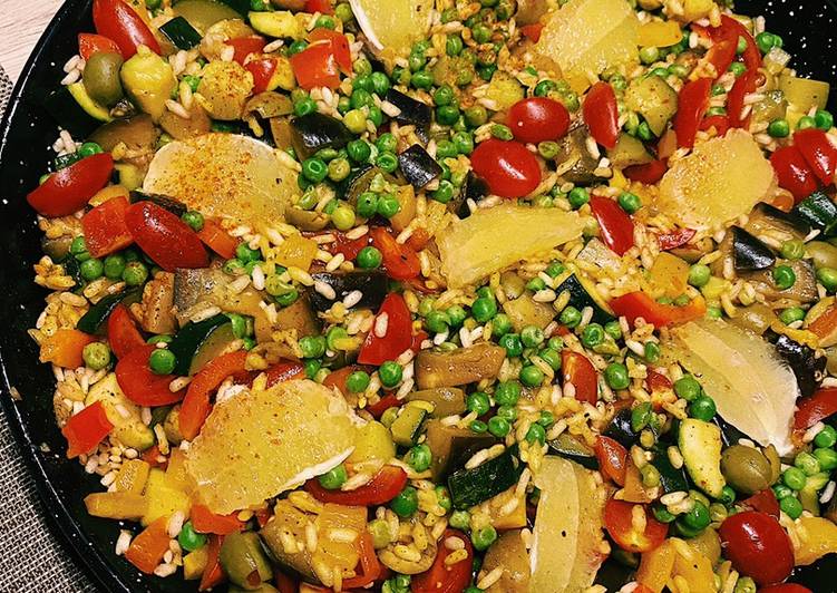 Steps to Make Quick Veggie paella 🥘