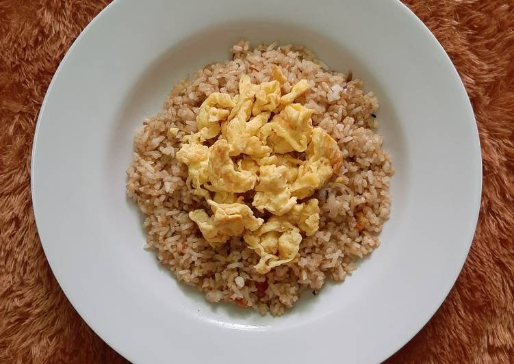 11 Resep: Nasi Goreng Terasi Scramble Egg Anti Ribet!