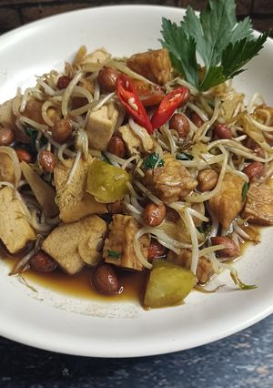 Foto resep Tumis Toge Tahu Tempe Kacang