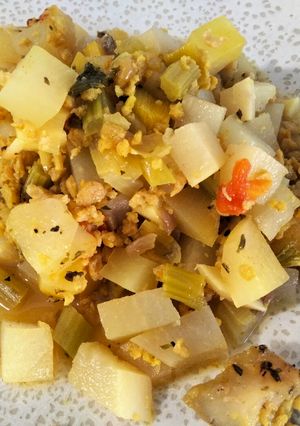 Una foto de Soja texturizada con verduras aromáticas