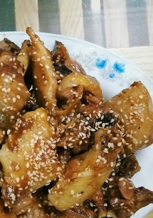 Hình của món Gà om vừng.