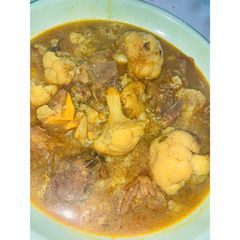A picture of Gobhi Gosht.