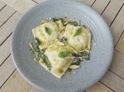 Gambar bayam ravioli