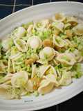 Orecchiette con arroz de brócoli al ajillo