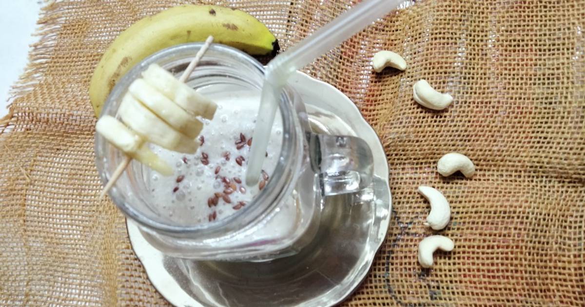 Banana smoothie - Banana and cashew nut smoothie Recipe by Kalpana Rai -  Cookpad