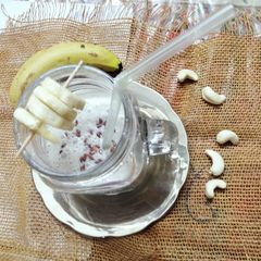 A picture of Banana smoothie - Banana and cashew nut smoothie.