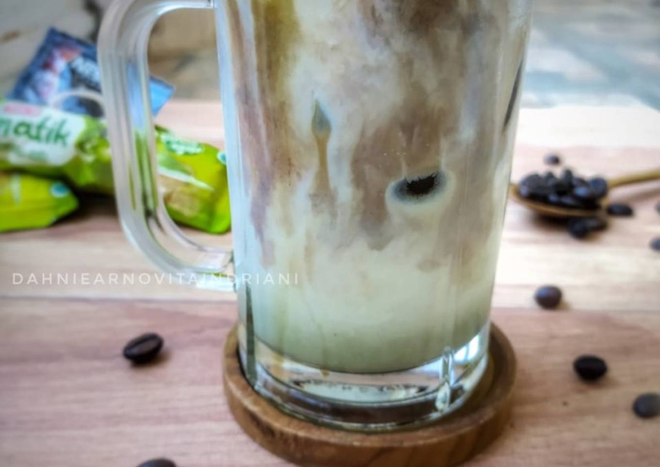 Matcha Milk Coffee Ice