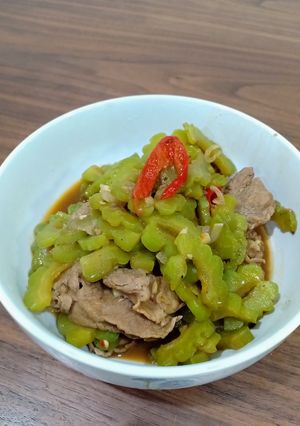 Foto resep Tumis pare sapi😋