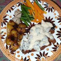 รูปของ Steak daging sapi + Cream Mushroom 🐄🐮🍄🍄‍🟫