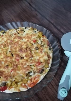 عکسی از دستور پیتزا مرغ وقارچ