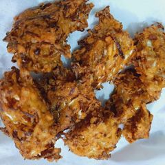 Cabbage pakora A picture of Cabbage pakora.