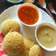 A picture of Broken Wheat Idli.