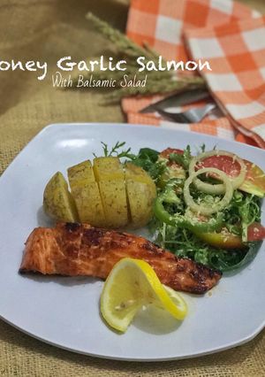 Foto resep Honey Garlic Salmon with Balsamic Salad