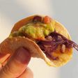 🥙 Mini Tacos con carne - cebolla caramelizada - guacamole 🥙