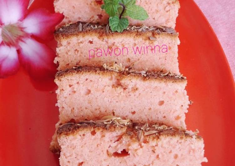 132.Bolu tape strawberry