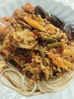 รูปของ สปาเก็ตตี้ต้มยำไข่
