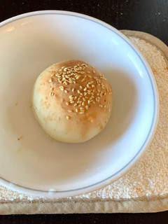 A picture of Hujiao bing (Taiwanese pepper buns).
