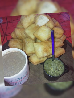 Una foto de Tortas fritas 💕👩🍳😍