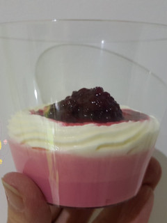 Una foto de Pannacota de Remolacha con salsa de Moras!!!