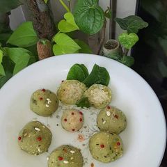 A picture of Stuffed Paan ladoo.