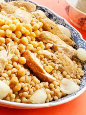 Easy Steps to Make Semolina dough grains with chicken - moghrabieh the Delicious Delicious