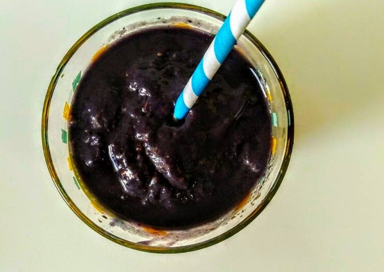 Smoothie de moras y plátano