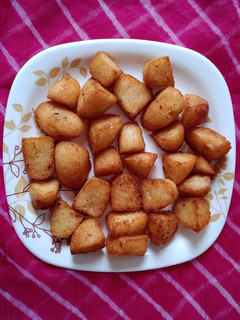 ઈડલી ફ્રાય (Idli Fry Recipe In Gujarati) રેસીપી મુખ્ય ફોટો