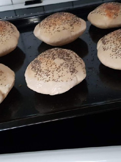 صورة لوصفة خبز للسندويشات بلفرن