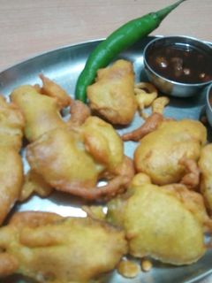 तुरई के पकौड़े (Turai ke pakore recipe in hindi) रेसिपी मुख्य फोटो