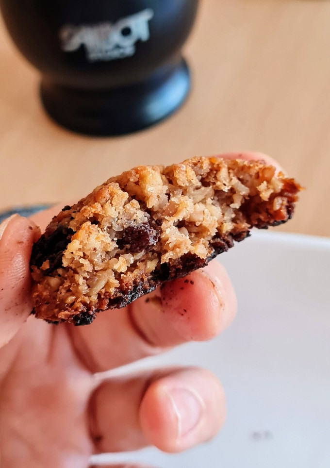 Una foto de Galletas de manzana y nueces sin azúcares agregados ni edulcorantes 🍎