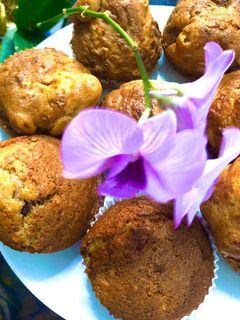 Hình của món 3 công thức Muffin chuối- phô mai/ chocolate chip/ thơm.