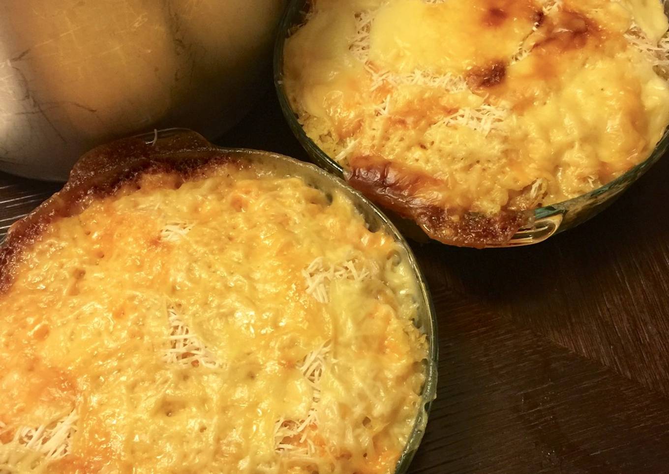 Beef Burger with Dynamite Sauce Mozaru (baked rice)