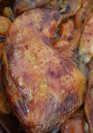 Una foto de Pollo jugoso al horno