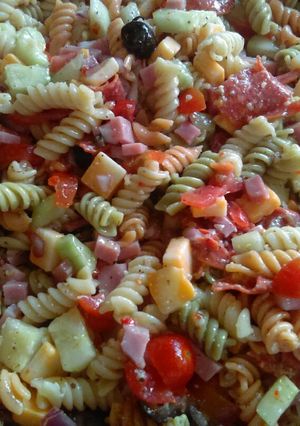 A picture of Italian Pasta Salad.