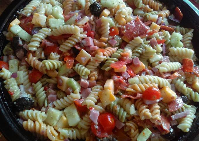 Recipe of Perfect Italian Pasta Salad