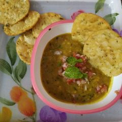 A picture of Daal pakwaan.