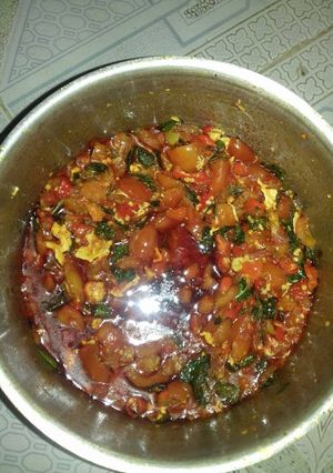 A picture of Palmoil sauce.