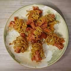 A picture of Sosis Gulung Mie Telur.