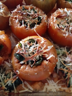 Una foto de Tomates rellenos de acelgas