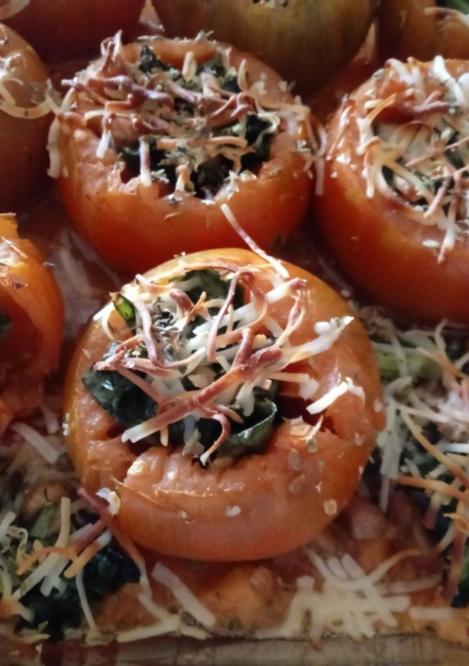 Una foto de Tomates rellenos de acelgas