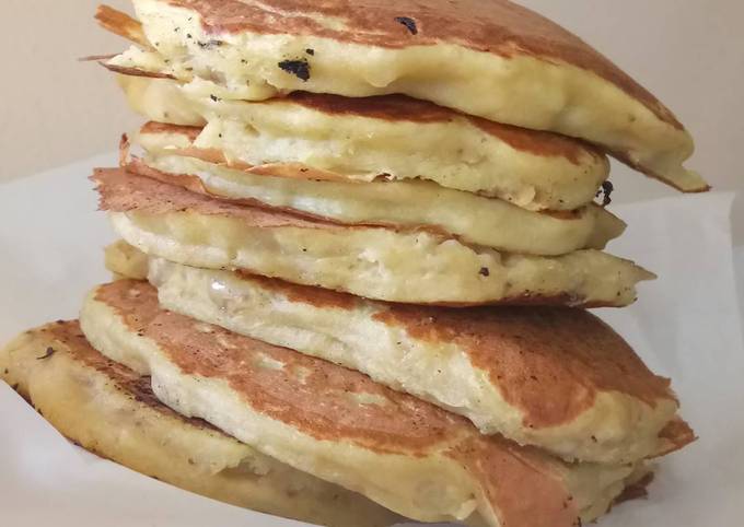 Recipe of Homemade Banana pancakes 🍌🥞