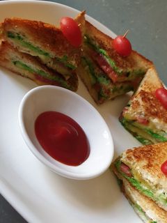 A picture of Veg Tawa Cheese Sandwich.
