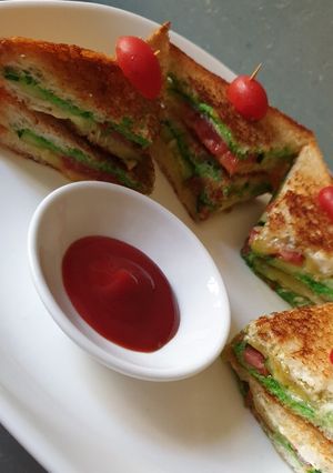 A picture of Veg Tawa Cheese Sandwich.