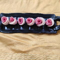 A picture of Rose Suji Halwa.