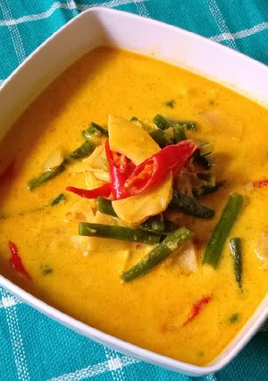 Foto resep Rebung & kacang panjang with santan