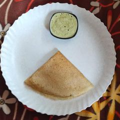 A picture of Green gram and Black gram dosa.