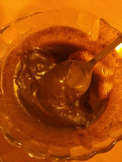 عکسی از دستور سس شکلات برای روی کیک🍫