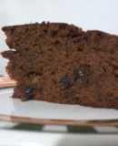 Torta oscura de pasas